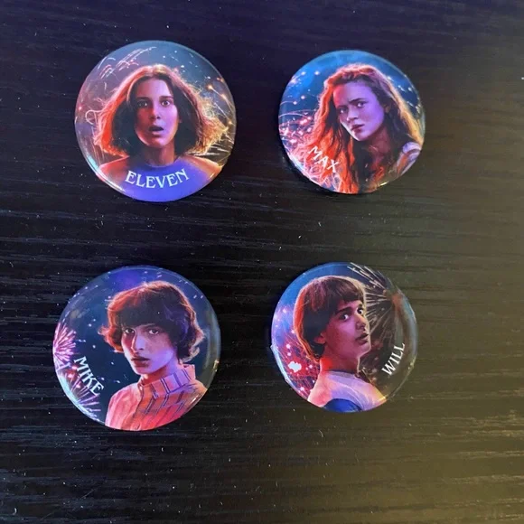 EXCLUSIVE RARE Stranger Things Characters Button Set - Picture 1 of 3